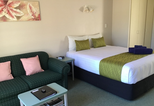 One-Night Christchurch Stay in a Unit Room for Two People - Option for Two Nights