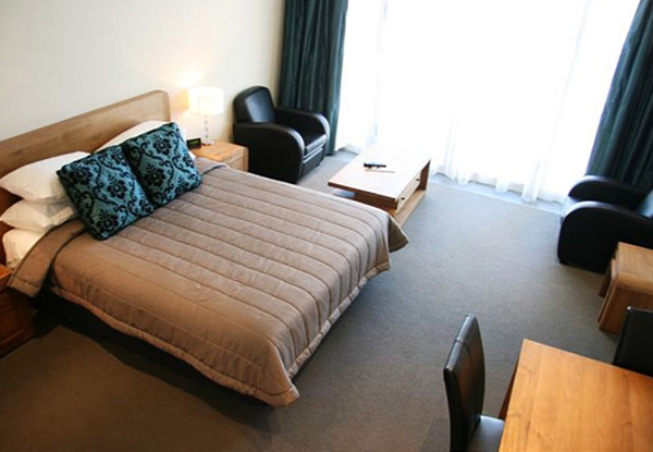 One-Night Napier Escape for Two in a Partial Ocean View Room incl. Breakfast - Option for Ocean View Room