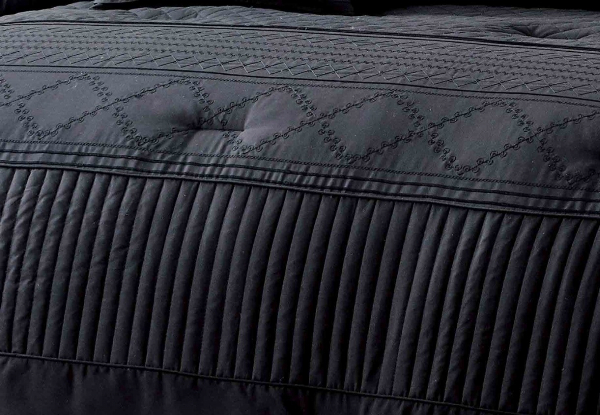 Liveinstyle Seven-Piece Oversized Embroidered Comforter Set - Available in Three Sizes