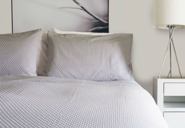 Canningvale Textured Duvet Cover Set - Two Colours Available incl. Free Delivery