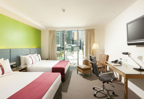 Per-Person Twin-Share Three-Night Sydney Escape incl. Return International Flights & Holiday Inn Darling Harbour Accommodation