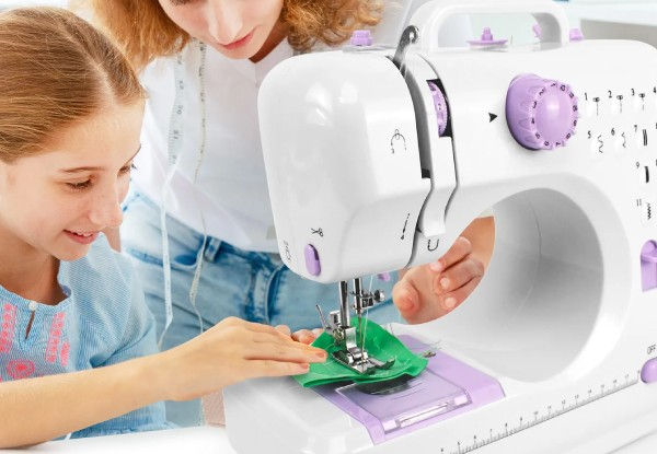 Electric Mini Sewing Machine Kit for Beginners with 12 Stitch Patterns