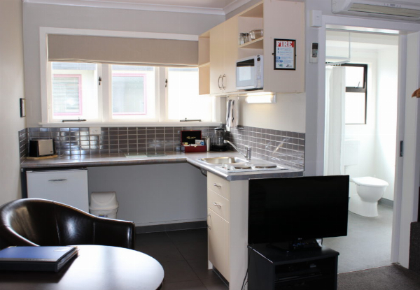 One-Night Stay for Two People in Taupo incl. Breakfast - Options for up to Three Nights