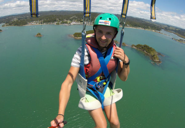 One Person Parasail Flight in Paihia - Option for a Tandem Parasail Flight for Two People