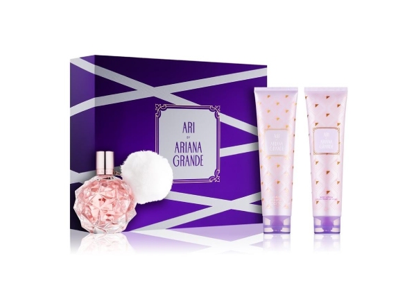 Ariana Grande Ari Three-Piece Gift Set incl. 100ml Eau de Parfum, Shower Gel & Body Lotion