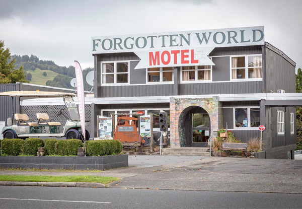 One-Night Studio Stay for Two People at Forgotten World Motel incl. Wifi, Sky TV & Late Checkout - Option to incl. Forgotten World Adventures Tour