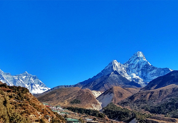 Per-Person, Twin-Share 16-Day Everest Base Camp Trek incl. Meals, Transfers & Accommodation