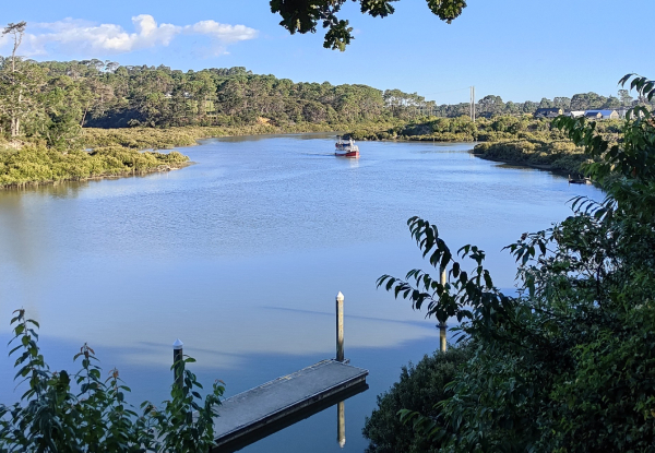 Riverhead Boat Cruise Pass incl. Drink - Option For Motuihe Ferry Day Trip