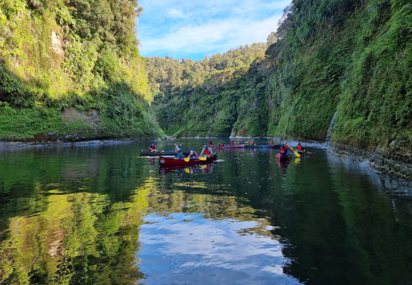 Four-Day Guided Whanganui River Canoe Trip incl. All Meals & Accommodation
