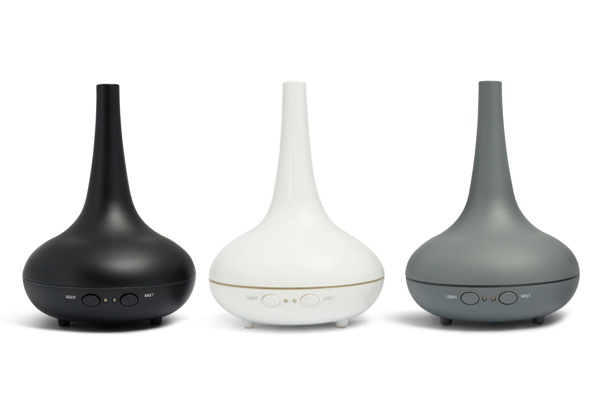 Aromatherapy Diffuser with Three Pack Essential Oils - Three Colours Available