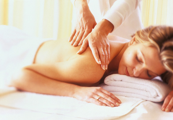 90-Minute Indulgent Winter Package incl. Rejuvenating Facial & Full-Body Massage