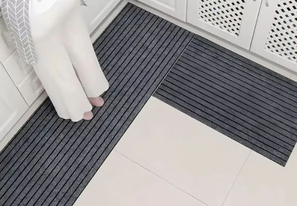 Durable Non-Slip Minimalist Floor Mat - Available in Two Colours & Three Sizes