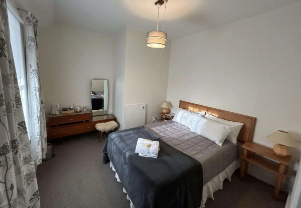 One-Night Accommodation for Two People 2 in Historic 166 Year Old Pub at Greytown Hotel incl. Dinner & Drinks - Options for Queen or Twin Room