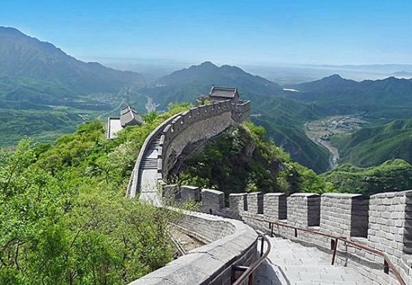 Per-Person, Twin-Share Majestic China 14-Day Tour incl. Return International Airfares, Accommodation, Daily Breakfast & More - Option for Four or Five-Star Packages & Solo Traveller Available