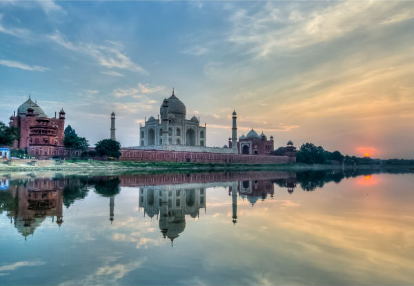 Per Person Twin Share Seven Day Golden Triangle Tour of India incl. Ttops in Delhi, Jaipur & Agra, Safe Transport, Accommodation, Sightseeing Tours, Jeep Ride & English Speaking Guide