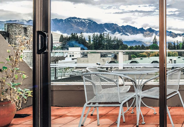 One-Night Central Queenstown Stay for Two People incl. Breakfast, Early Check-in and Late Checkout at 12pm – Options for Two-Night Stay, Studio or Two or Three Bedroom Apartments & for up to Six People