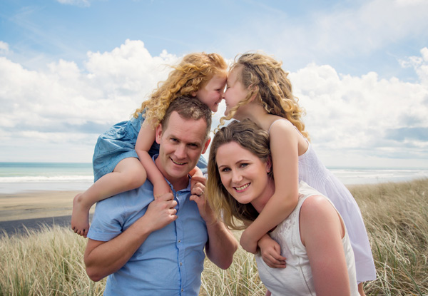 One-Hour Family or Couples Photo Shoot at Muriwai Beach incl. a Digital Files Package