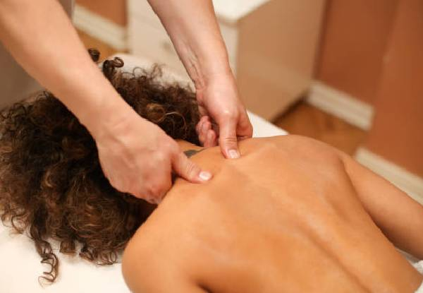 One-Hour Pamper Package for One Person incl. Neck, Shoulder & Back Massage & 40-Minute Herbal Deep Cleansing Facial