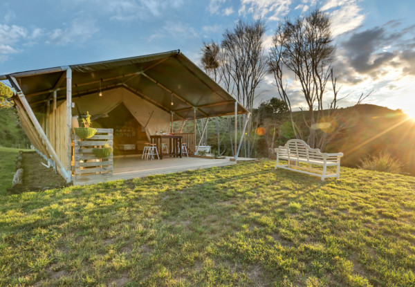 Romantic Two-Night Glamping Experience for Two People incl. Outdoor Heated Bath with Aromatherapy Oils, Bubbles & a High Tea Plate