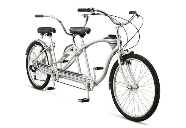 30-Minute Family Pass for Tandem Bike Hire - Options for up to Three Hours & for Sport Cruiser or Limo Bike Hire