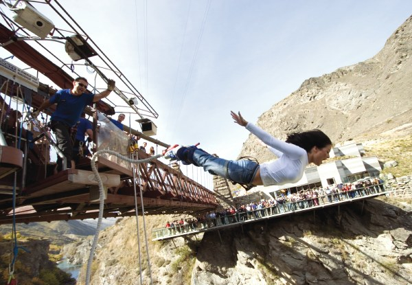 Kawarau Bridge Bungy for One Person incl. Bungy Cafe Voucher  - Option for Tandem Jump for Two People - Valid from March 9th 2021