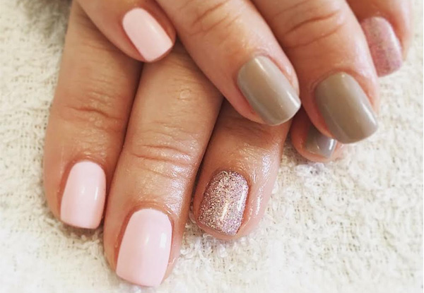 Full Gel Manicure incl. a $10 Return Voucher - Valid Monday to Friday