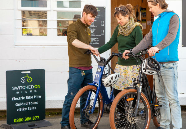 Full-Day Electric Bike Hire with Your Choice of Burger at the Chocolate Fish Cafe - Options for Two People & Bikes Only