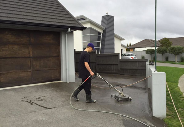 Exterior House Wash incl. Roof Treatment, Gutter Clean, Exterior Window Clean, Full Exterior Pest & Spider Spray, Moss & Mould Treatment on Your Driveway