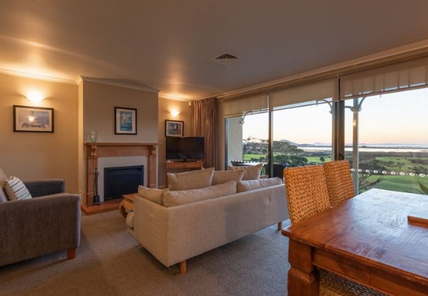 Stay & Play Getaway at Carrington Estate incl. Golf & Cart Hire, Three-Course Degustation Dining Experience, Parking & a Bottle of Karikari Estate Wine - Options for up to Three Nights in Lodge Room for Two People or Sea & Golf View Villa for Four People