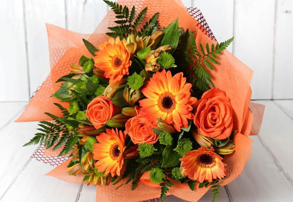 $50 Seasonal Flower Voucher incl. a Gift Card with Auckland Urban Delivery - Option for an $80 Voucher