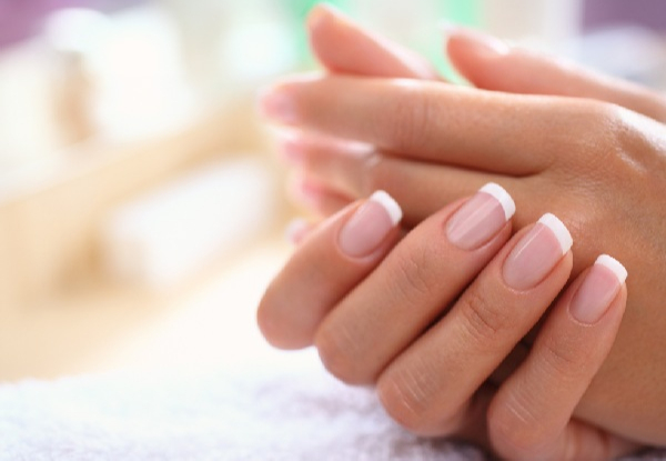 Manicure with Gel Polish - Option to incl. Pedicure