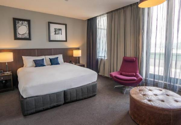 4-Star Stay At Scenic Hotel Dunedin City incl. 12pm Check-in & Check-out, Arrival Petit Fours, Two House Cocktails, Wi-Fi & Gym Access - Option for One or Two-Nights Stay in Superior King/Twin Room or Executive King/Twin Room - Valid from 13th December