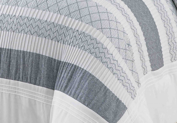 Liveinstyle Seven-Piece Oversized Crimped Comforter Set - Available in Three Sizes