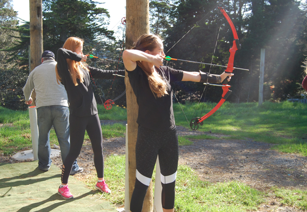 One-Hour Target Archery Session for Two People incl. Bow, Arrows & Arm Guard - Option for Four People