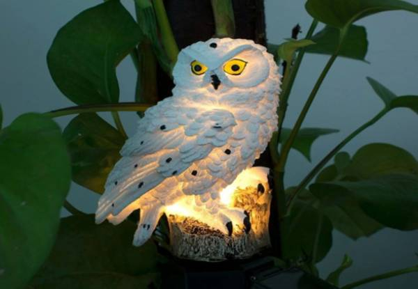 Solar-Powered Garden Owl Lamp - Two Colours Available