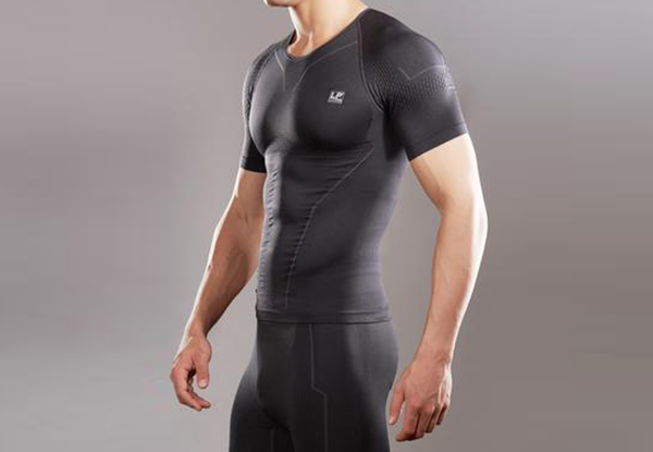 Air Men's Compression Short Sleeve Shirt - Two Colours & Four Sizes Available with Free Delivery