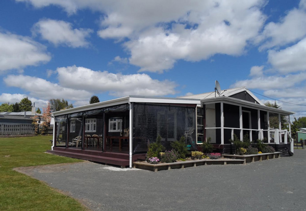 Two-Night Lake Maraetai Stay for Two People incl. Breakfast, WiFi & eBike Half Day Hire