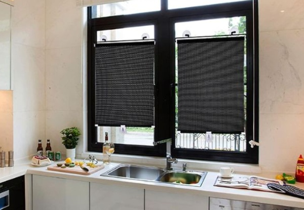 Retractable Universal Roller Blinds