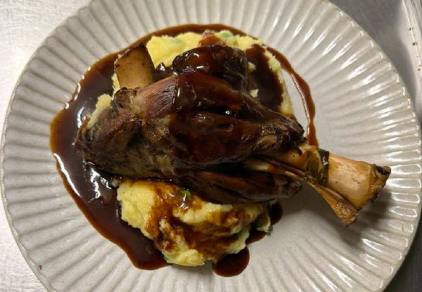 $50 Voucher Towards Dinner for Two People at Eatery at Rothesay Bay - Option for $100 Voucher for Four People