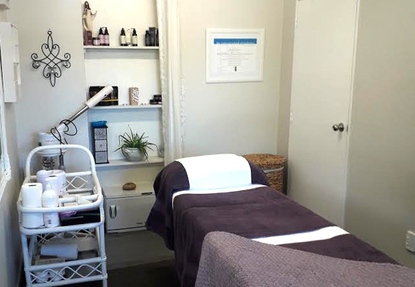30-Minute Mini Facial at The Glow Room - Options for Brazilian & Eye Trio Available