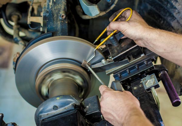 Front or Back Brake Pads incl. Fitting