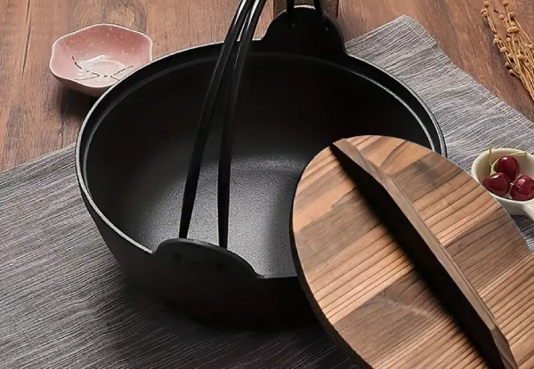 SOGA 25cm Cast Iron Japanese Style Sukiyaki Tetsu Nabe Shabu Hot Pot with Wooden Lid