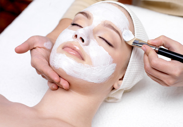 30-Minute LED Cleansing Facial - Option to incl. a Hydrating Face Mask