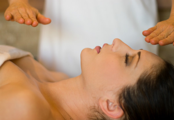 60-Minute Energy Healing Session incl. a $20 Return Voucher