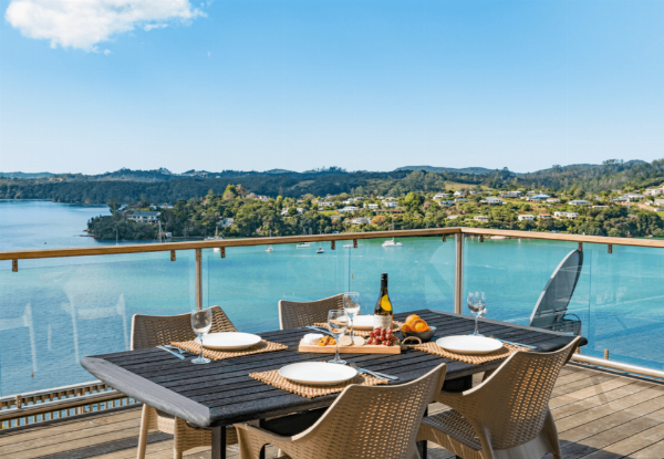 Luxury Two-Night Bay of Islands Stay for Two Adults incl. Breakfast, WiFi & Parking - Options for Three Nights & for Four Adults