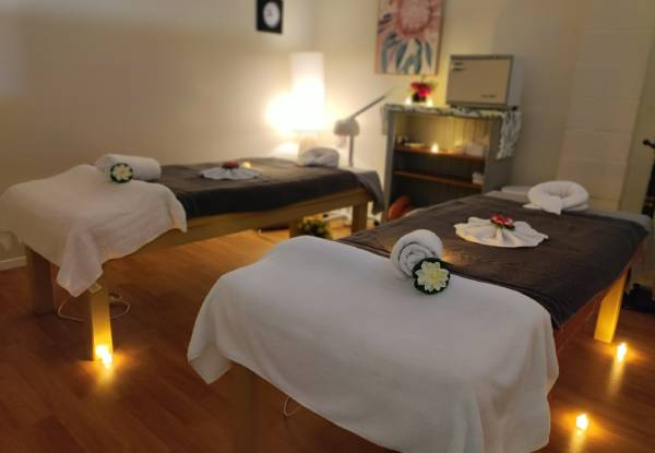 Couples Relaxation Massage Incl. Complementary Tea & Cookies - Opton For Hot Oil Massage