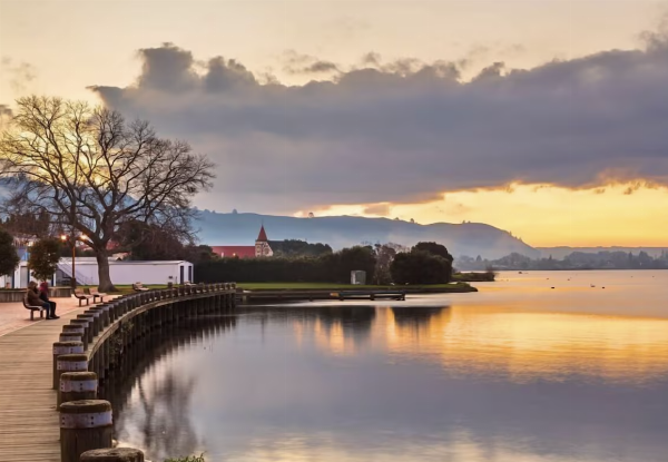 Rotorua Stay for Two People in a Studio Room at Imperial Hotel incl. Continental Breakfast, Early Check-In & Late Check-Out, Parking, Access to Pool, Gym, Spa Pool & Sauna - Option for One-Bedroom Apartment