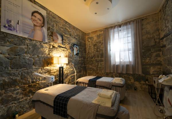 75-Minute Organic Facial Treatment incl. 15-Minute Back Massage & 90-Minute Face & Body Treatment with Hot Stone - Option for Two People