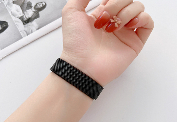 Magnetic Band Compatible Apple iWatch Milanese Loop Band - Available in Four Colours & Two Sizes