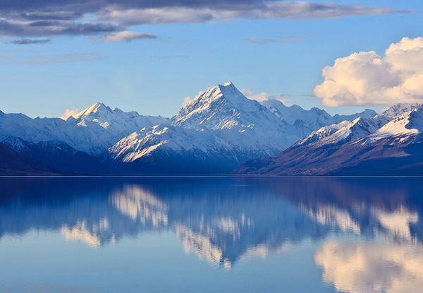 Per-Person Twin-Share Nine-Night Discover the South Island Tour incl. Most Meals, Accommodation in Premium Hotels, Luxury Coach, Airport Transfers & Sight Seeing